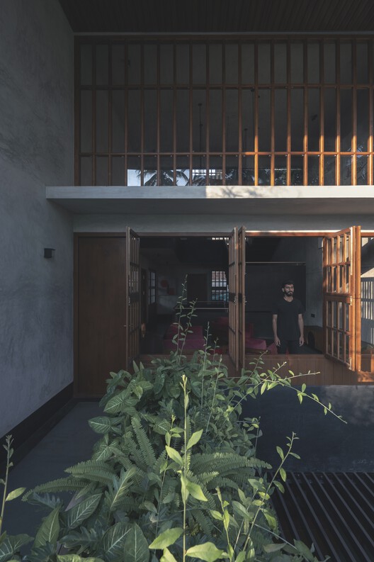 Hassan House / Monsoon Projects - Экстерьерная фотография, фасад, двор