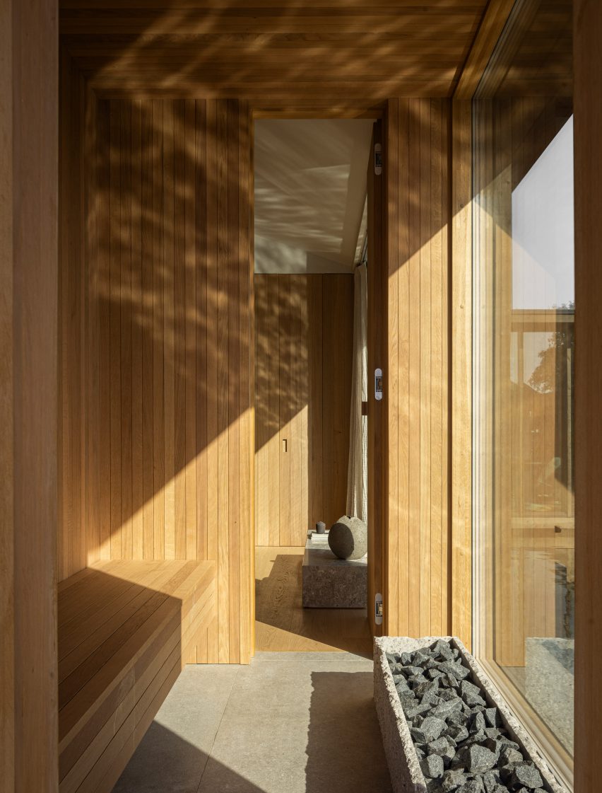 Интерьер сауны в Сьёпаркене от Norm Architects