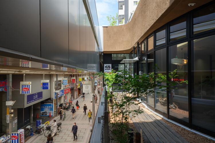КАНАМЭ НО МОРИ: Коммерческое здание Keystone Forest / Nori Architects + Takada Landscape Design Co. - Фотография интерьера