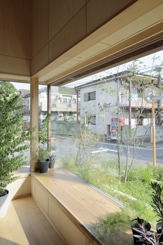 Дом Танабата / Архитектурная лаборатория Мэгуро — Фотография интерьера, окна, ванна