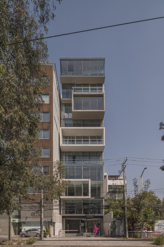 QO Apartments / Archetonic - Экстерьерная фотография, окна, фасад