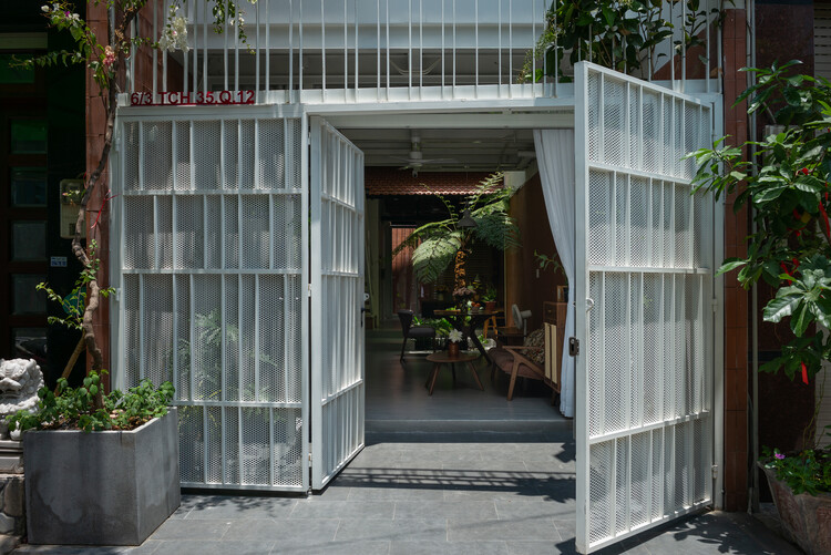Дом Нхан Лан Ронг / THIA Architecture - Фотография интерьера, фасада, сада