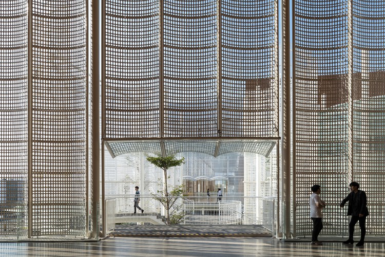 Конференц-центр Veil / я+ архитектор + Atelier tho.A - Фотография экстерьера, окна, фасад