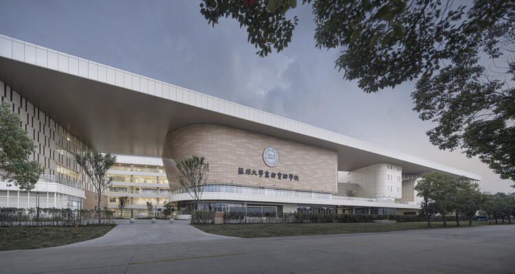 Экспериментальная школа Гаою Университета Сучжоу / Студия городского дизайна 9-Town — изображение 3 из 44