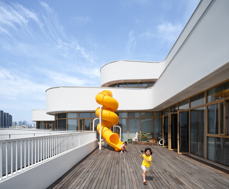 Детский сад Линьхай Сечэн / Ателье RenTian - Фотография экстерьера, фасад