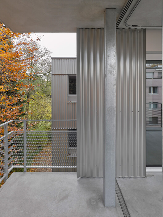 Многоквартирный дом Transformation Langensand / Galliker und Riva Architekten — изображение 15 из 27