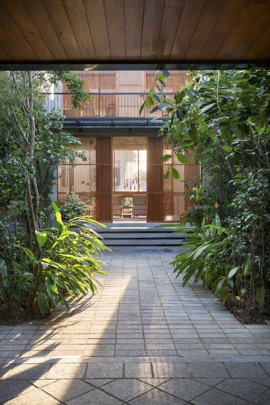Haritha Retreat / Манодж Чампика, сертифицированный архитектор - фотография экстерьера, фасада, сада