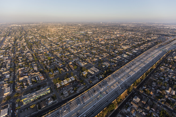 Как Лос-Анджелес решает проблему доступного жилья – изображение 1 из 5