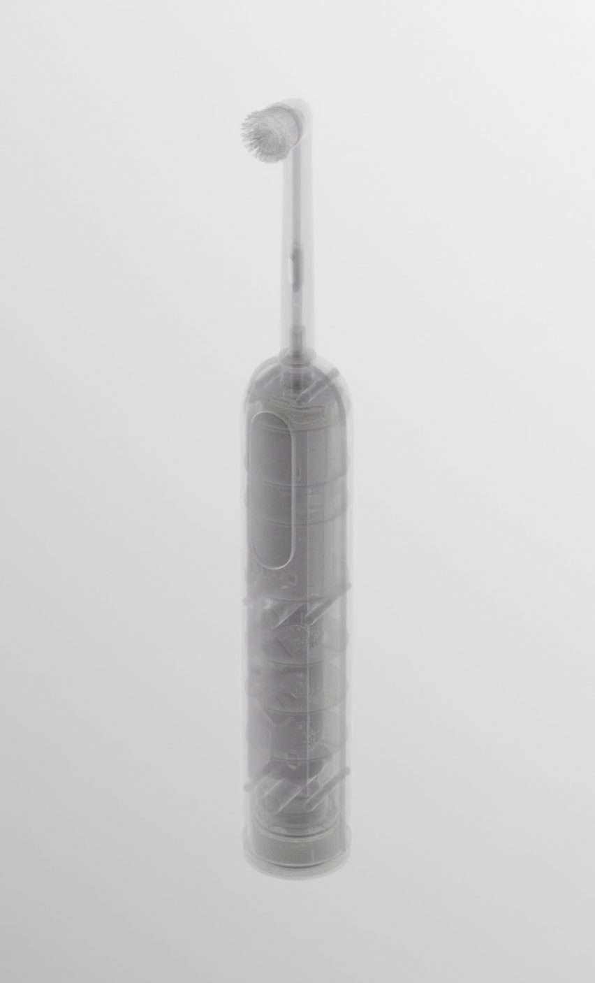 Рендеринг зубной щетки на белом фоне из концепции Сеймура Пауэлла Un-Made.