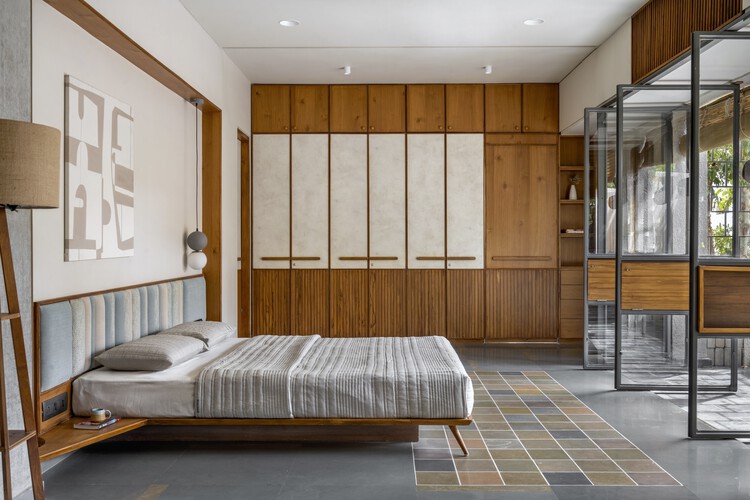 Terra Kota House / Terra Firma Architects — Фотография интерьера, спальня, кровать