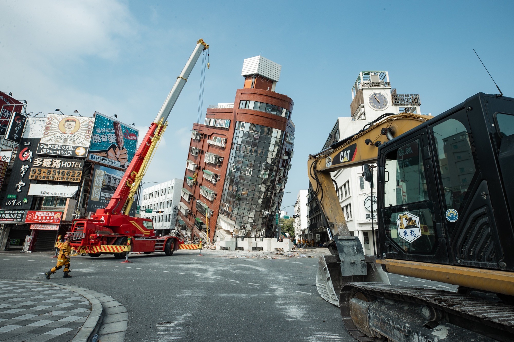 Землетрясение произошло на Тайване: как строгие строительные нормы и правила предотвратили большую катастрофу