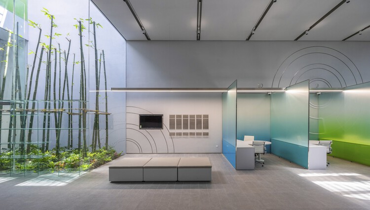 Офис Банка АСВ / Студия дизайна МИА - Фотография интерьера, гостиная, скамейка