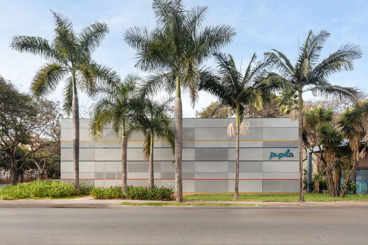 Клиника Pupila / BLOCO Arquitetos - Экстерьерная фотография, фасад