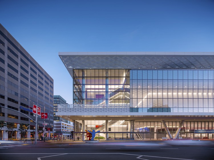 Расширение центра Москоне / Skidmore, Owings & Merrill + Mark Cavagnero Associates — фотография экстерьера, фасад