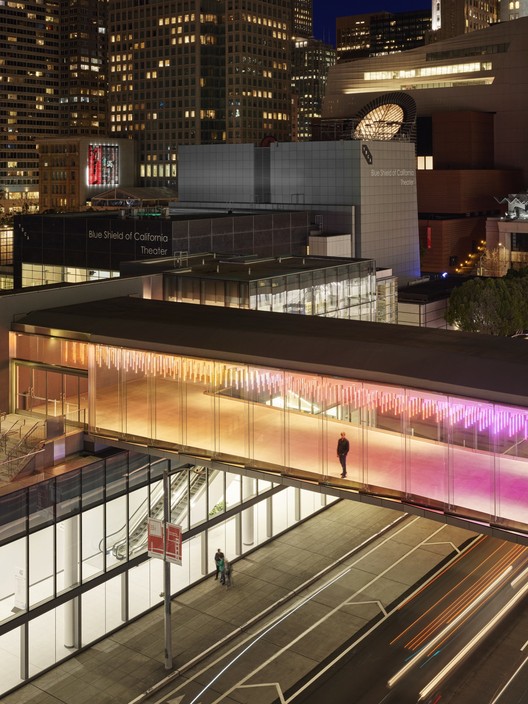 Расширение центра Москоне / Skidmore, Owings & Merrill + Mark Cavagnero Associates — фотография интерьера, фасада