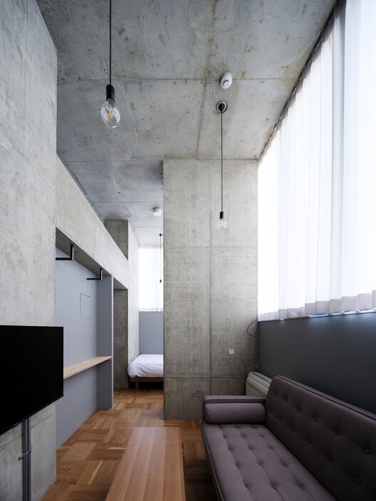 Отель PRISM Inn Ogu / Hiroyuki Ito Architects — Фотография интерьера