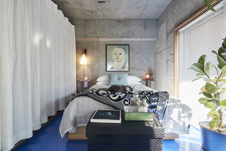 Ремонт квартиры Tokyo Blue / ROOVICE - Фотография интерьера, спальня