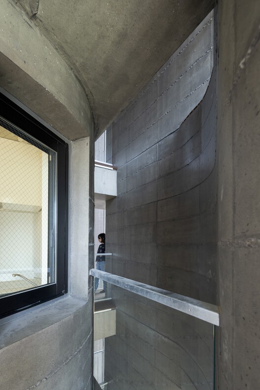 Жилой комплекс Corte / Hiroyuki Ito Architects - Фотография интерьера, окна