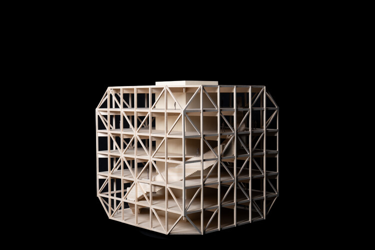 BIG и Канзасская школа архитектуры и дизайна представляют массивную древесину "Кубе создателей" Кампус университета – изображение 5 из 6