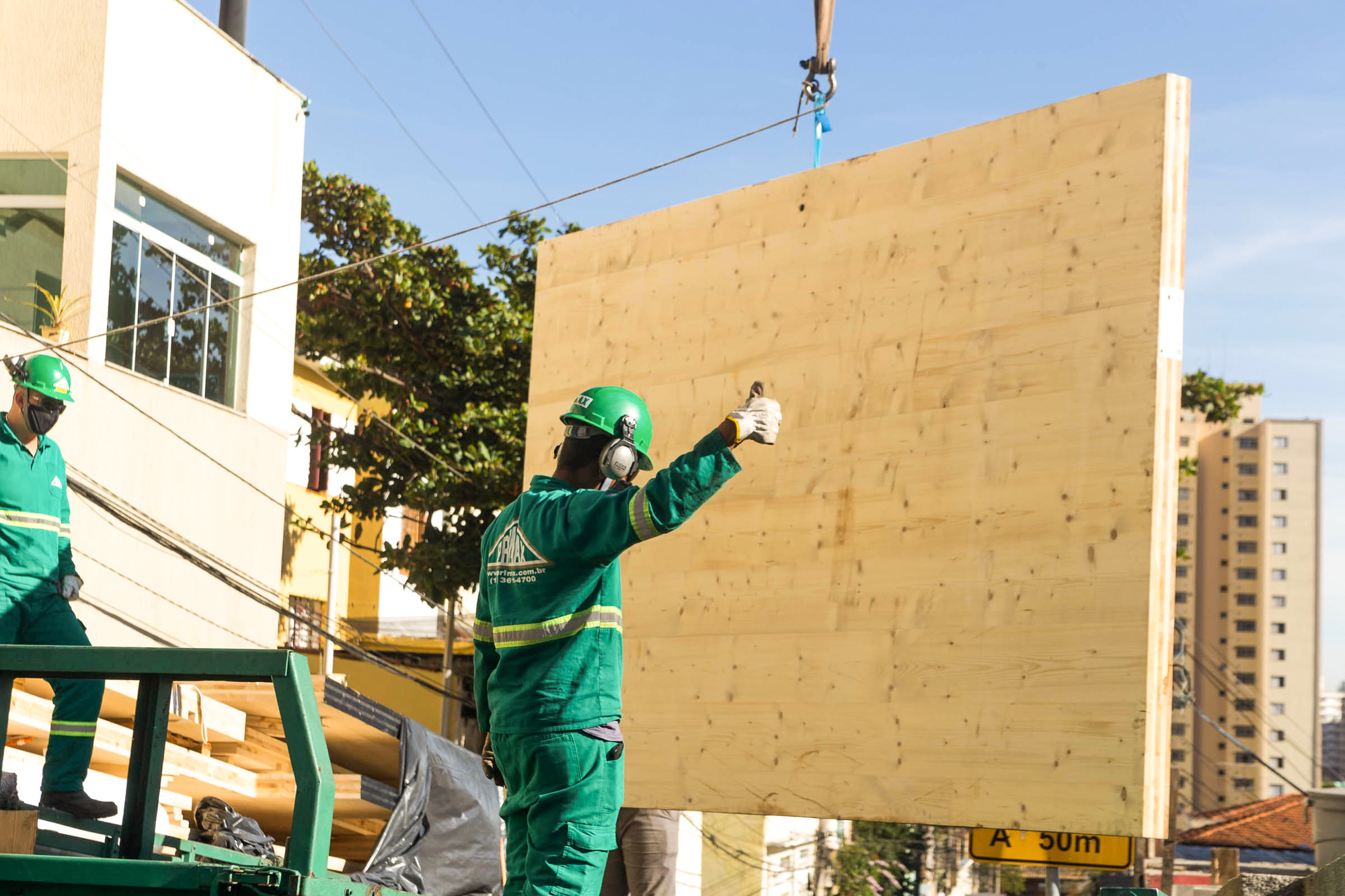 Как инженерная древесина может декарбонизировать строительную отрасль