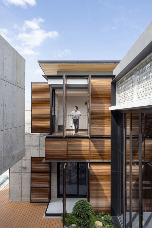3-Juxta House / Kee Yen Architects — фотография экстерьера, окна, фасад