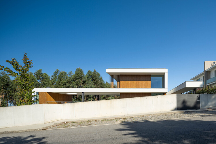 JMC House / Atelier d'Arquitectura Lopes da Costa — Изображение 2 из 54