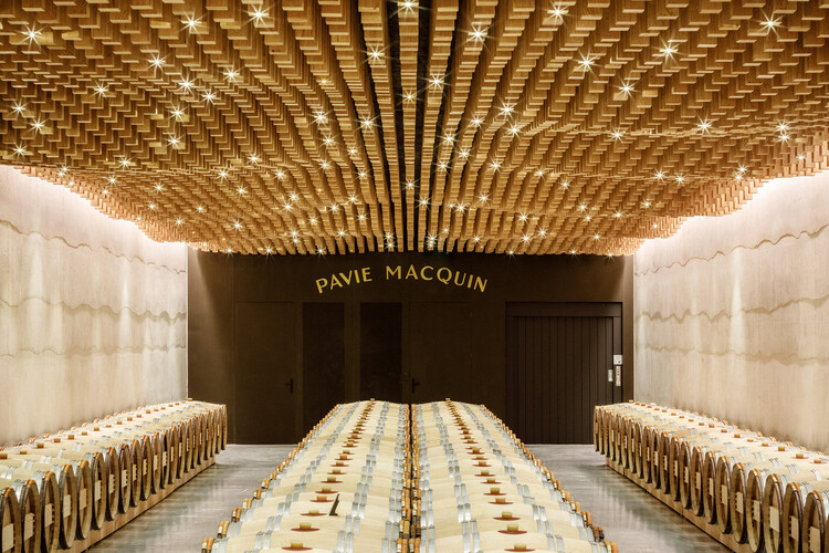 Винодельня Chateau Pavie Macquin / BPM Architects — изображение 6 из 18