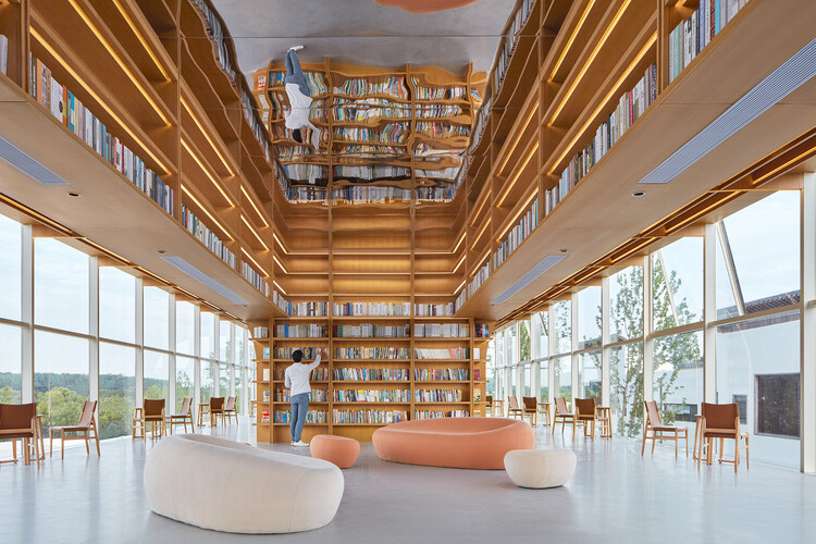 Библиотека Horizon / Протопейзажи - Фотография интерьера, окон, стола, стула
