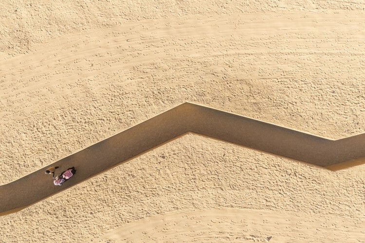 Когда Земля начала смотреть на себя — Установка Desert X / SYN Architects — Изображение 10 из 17