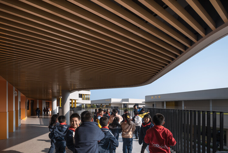 Экспериментальная школа Чонгу / BAU Brearley Architects + Urbanists – Интерьерная фотография