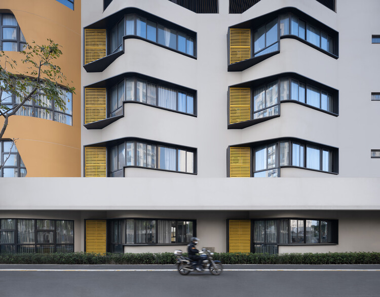 Экспериментальная школа Чунгу / BAU Brearley Architects + Urbanists — фотография экстерьера, окон, фасада