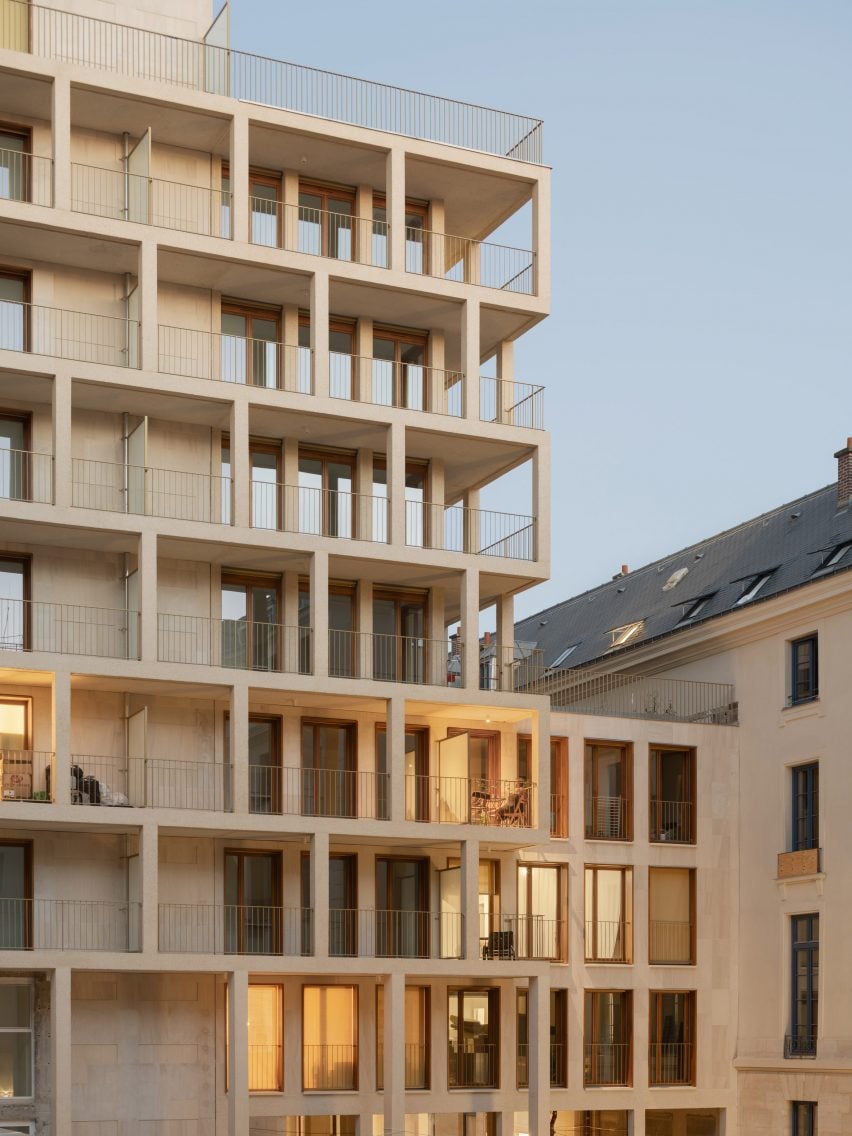 Îlot Saint-Germain от Francois Brugel Architectes Associes, h2o Architectes и Antoine Regnault Architecture.