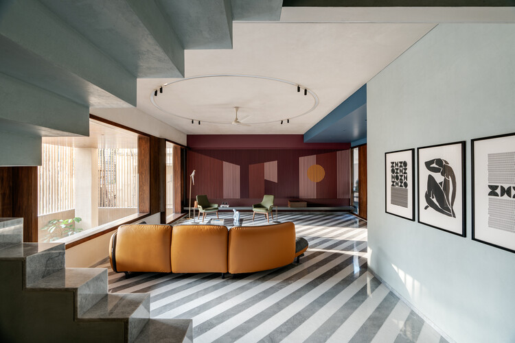 PATTERN LAND / Cadence Architects — Фотография интерьера гостиной