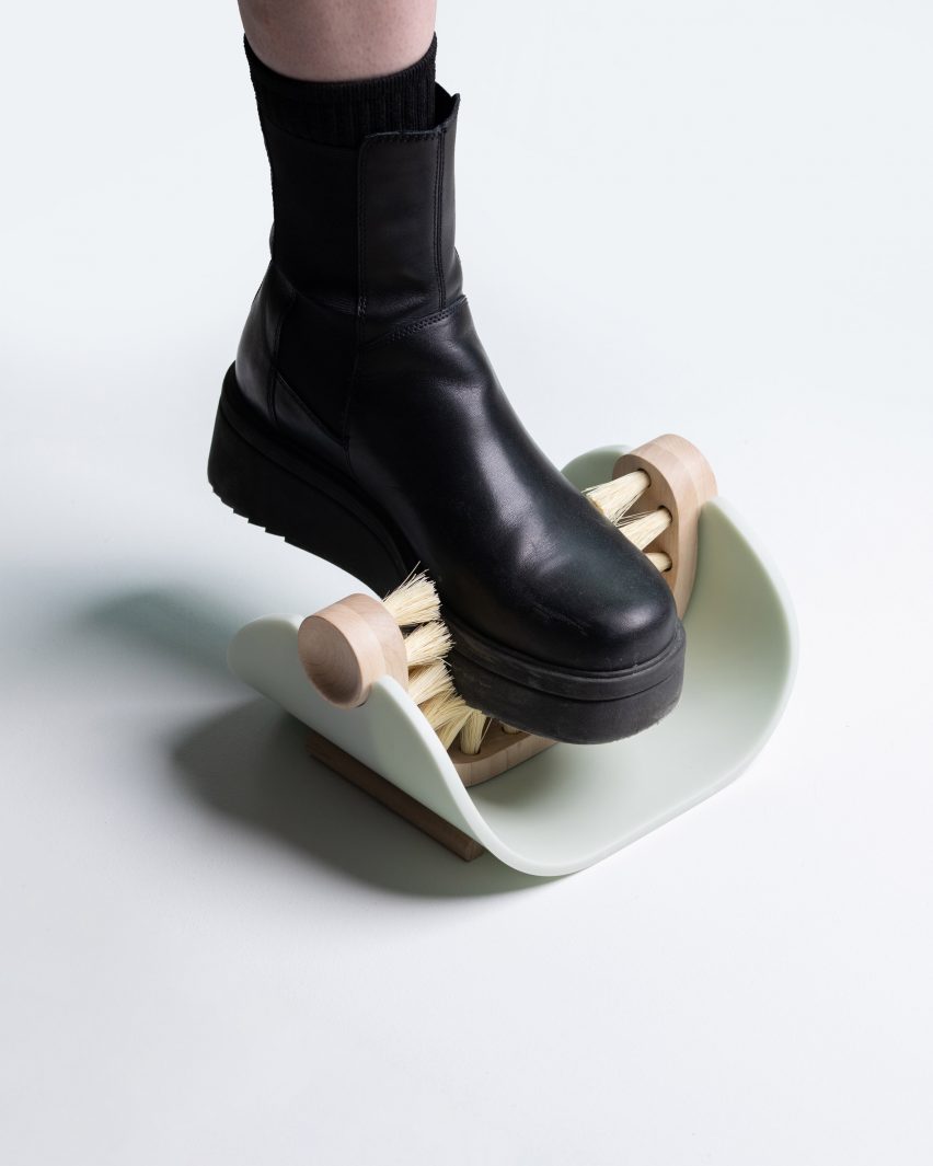 Щетка для обуви Tula от Sidona Bradley с выставки Hæ/Hi в DesignMarch