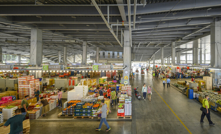 Крыши торговли: взгляд на 12 архитектур публичных рынков — изображение 38 из 42