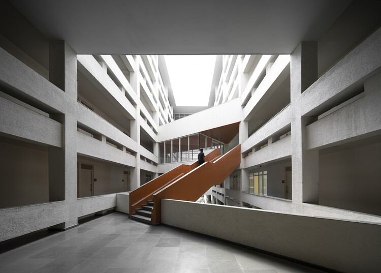 Студенческое общежитие Технологического института Веермата Джиджабай / МО-ОФ — изображение 14 из 30