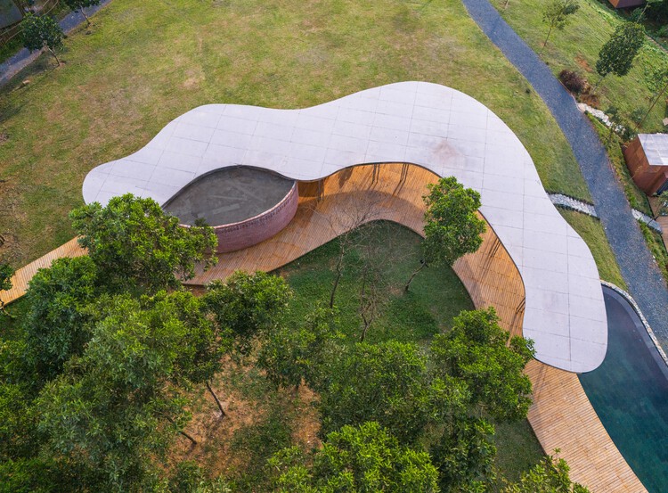Quin Pavilion / Idee Architects — Изображение 5 из 23