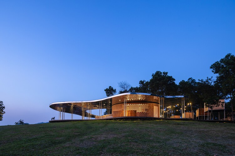 Quin Pavilion / Idee Architects — Изображение 16 из 23