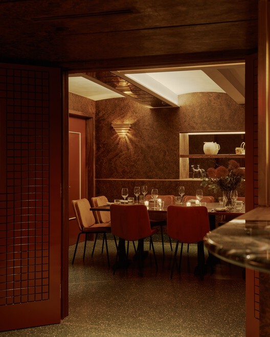 Ресторан и бар Sotto / Проектирование деталей и работ - Фотография интерьера, Столовая, Стол, Стул