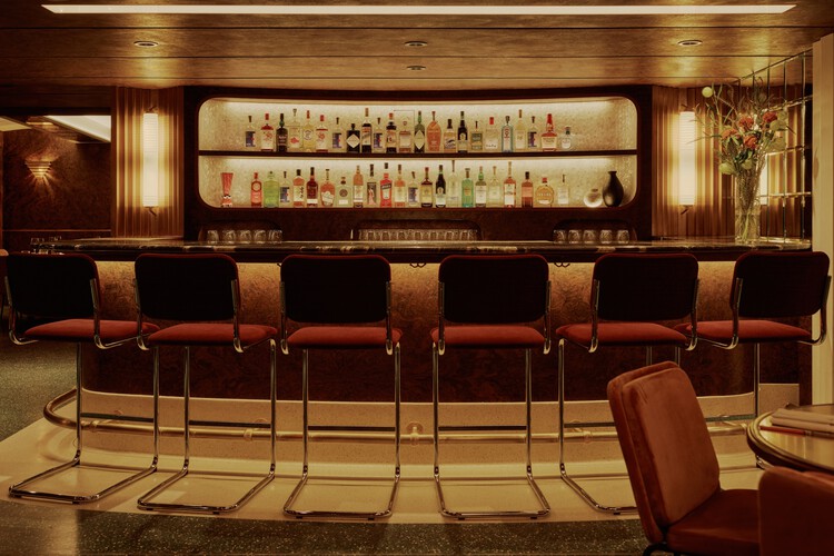 Ресторан и бар Sotto / Проектирование деталей и работ - Фотография интерьера, гостиная, стул