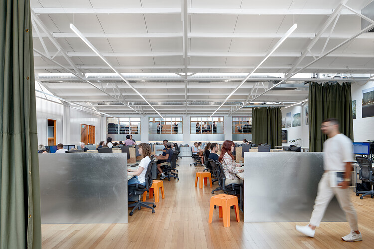 JCB Studio / Jackson Clements Burrows Architects — Фотография интерьера, стул
