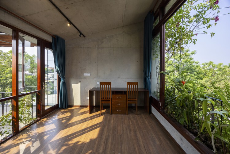 The Nest House / Ho Khue Architects — Фотография интерьера
