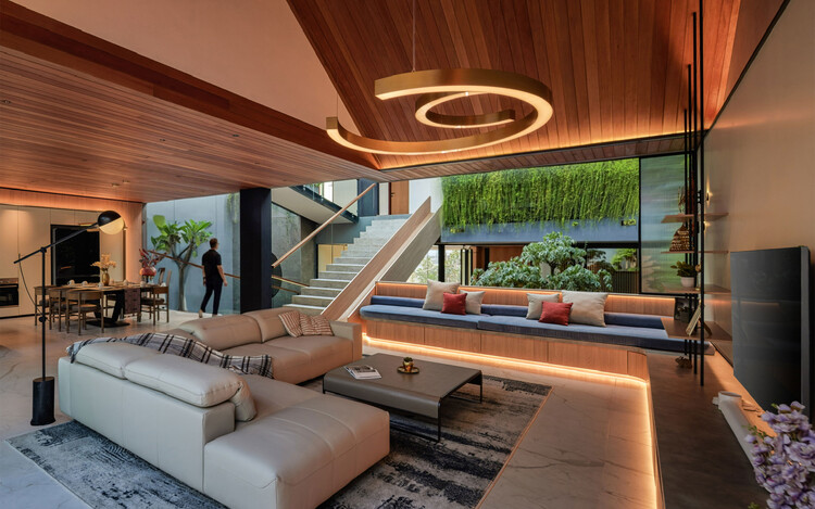 Jardin House / Patio Livity - Фотография интерьера, гостиная, диван