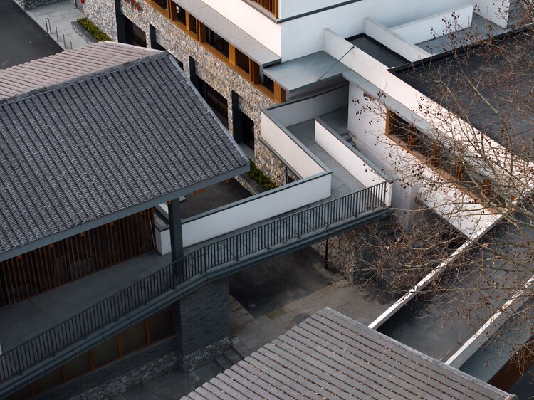 Партийно-общественный центр деревни Луннань / Sens Architects — изображение 15 из 36