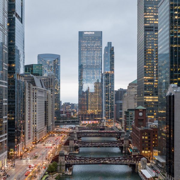 Pelli Clarke & Partners завершает строительство башни Salesforce Tower в Чикаго