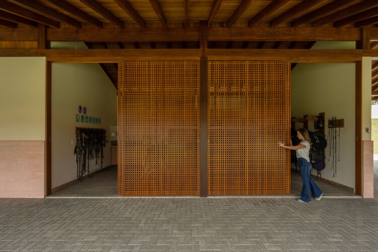 Haras HCN / Per Cavalli Arquitetura - Фотография интерьера, фасад, балка, колонна