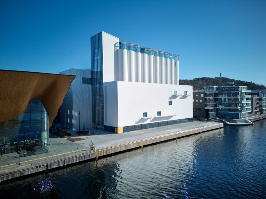 Внешний вид Кунстсило в Норвегии от Mestres Wåge Arquitectes, BAX и Mendoza Partida.