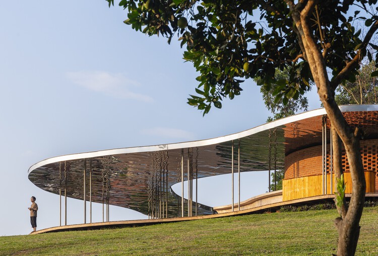 Quin Pavilion / Idee Architects — Изображение 1 из 23