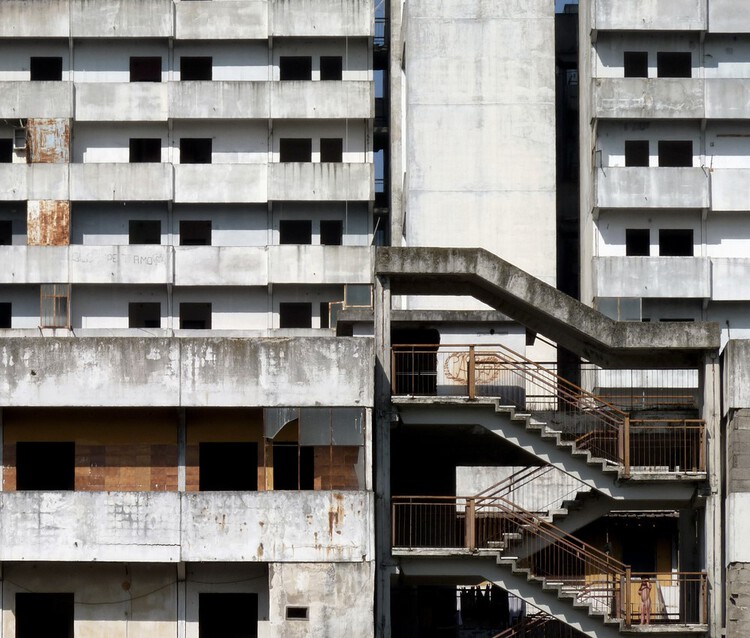 Максимизация ветхой инфраструктуры: потенциал перепрофилирования заброшенных зданий в социальное жилье – изображение 1 из 6
