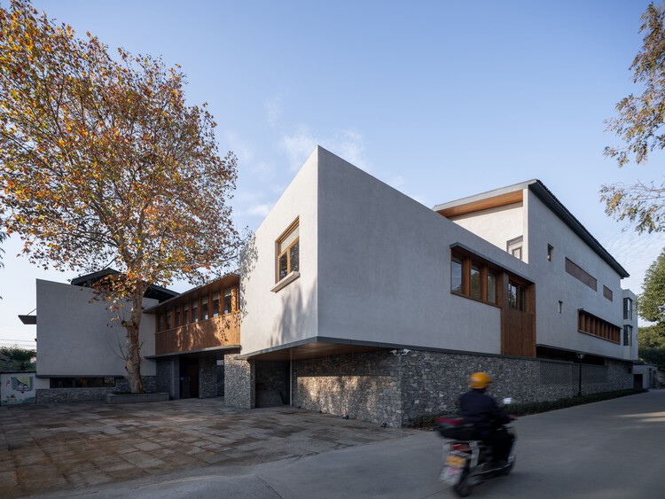 Партийно-общественный центр деревни Луннань / Sens Architects – фотография экстерьера, окна, фасад